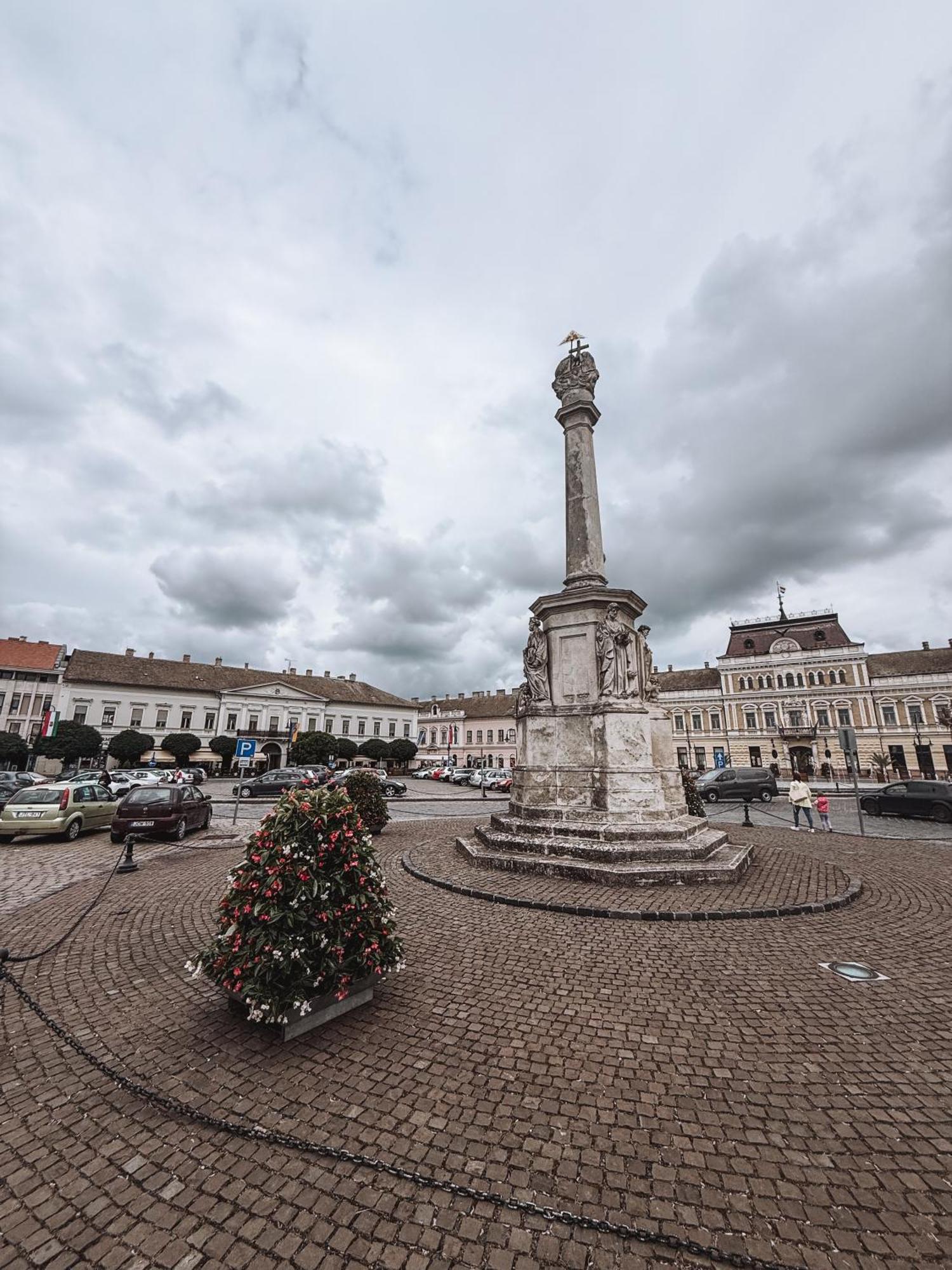 Sobri Halaszcsarda Es Panzio Baja Exterior photo